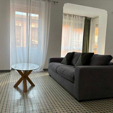 Beautiful Appartment In The Heart Of Alicante Kültér fotó
