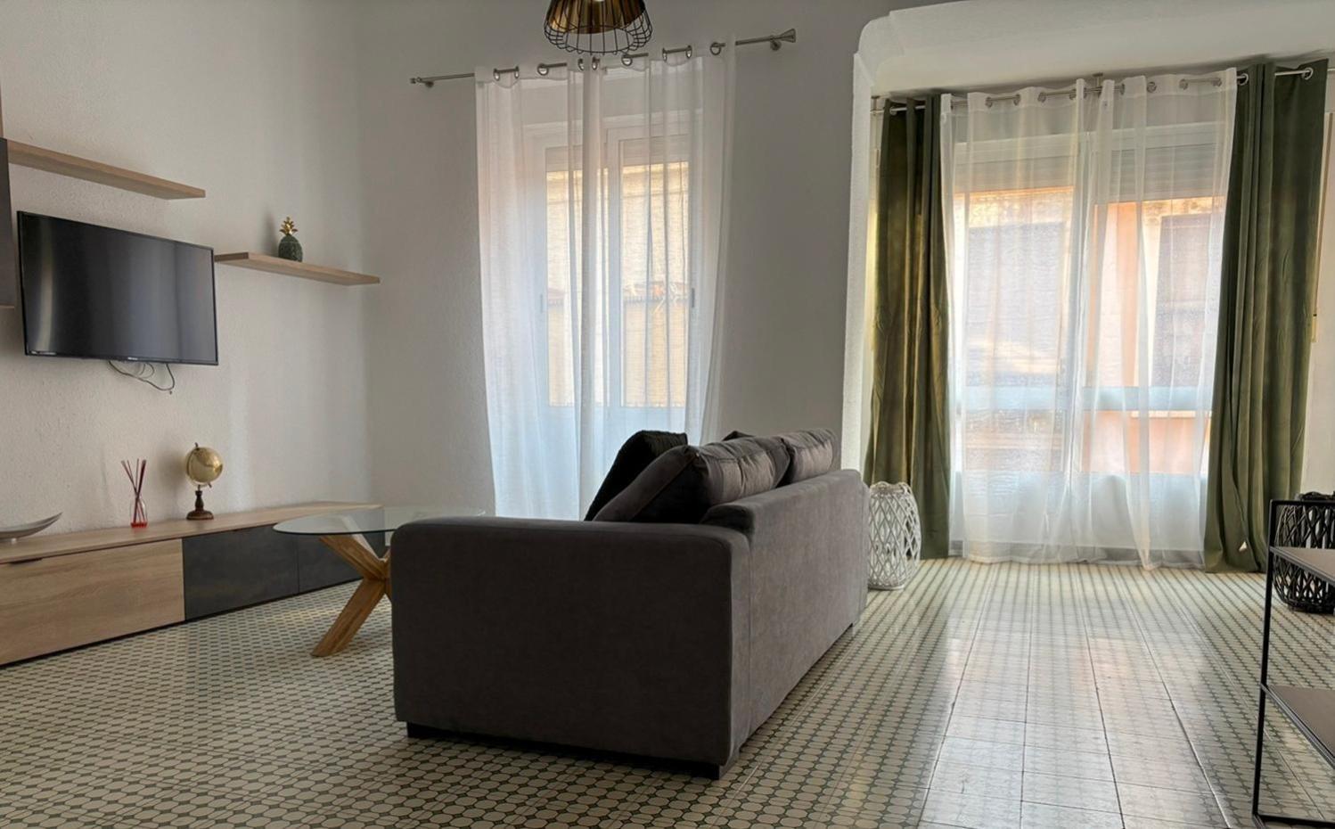 Beautiful Appartment In The Heart Of Alicante Kültér fotó